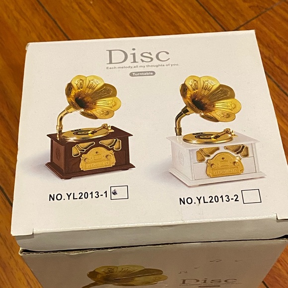 Jewelry Box Turntable - Picture 3 of 6